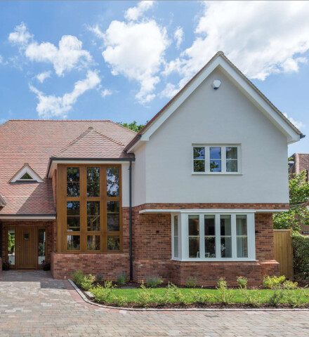 Contemporary New Build in Gerrards Cross