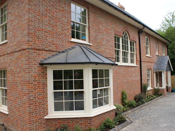 brick bay sash windows